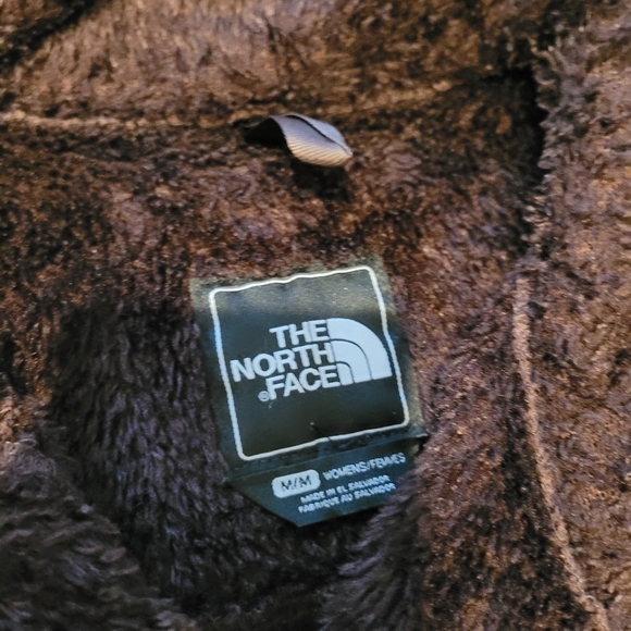 The North Face brown fuzzy jacket - Picture 3 of 6